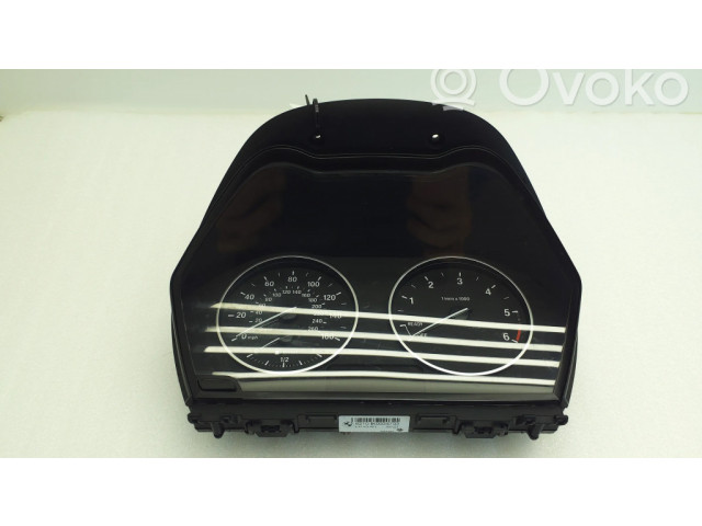 Přístrojová deska  BMW 1 F20 F21 2014 9334733, 62109334733  