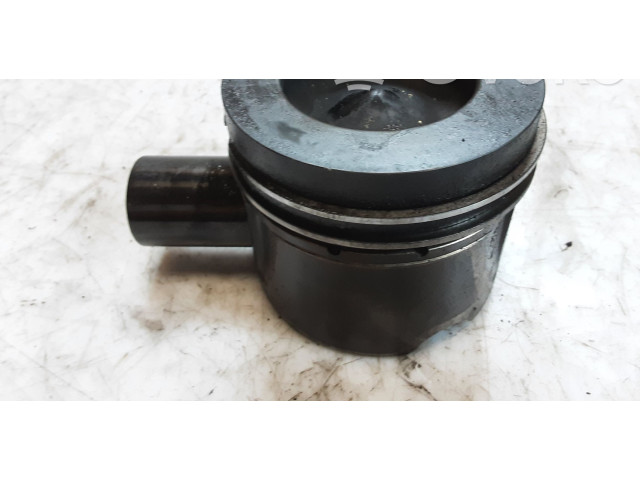 Píst 8372T, 3R2   Audi A6 S6 C7 4G     