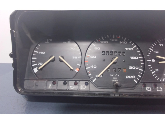 Přístrojová deska  Volkswagen PASSAT B3 1991   