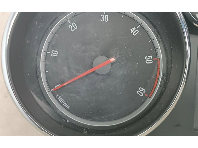 Přístrojová deska  Opel Astra J 2011 13328263  