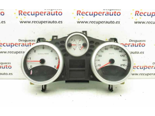 Přístrojová deska  Peugeot 207  9666133180  