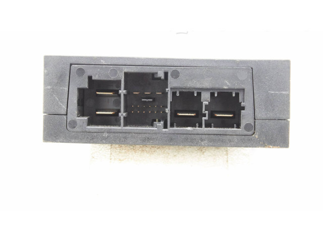   Pojistková skříňka 7510638, 13943701   BMW 7 E65 E66 2005