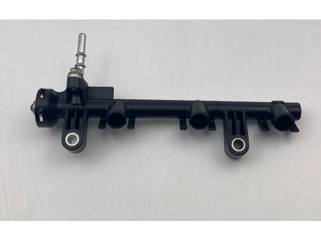 Vstřikovací lišta 2327040010   Toyota Yaris     
