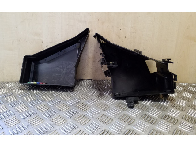   Pojistková skříňka 82201FG000   Subaru Forester SH 2012