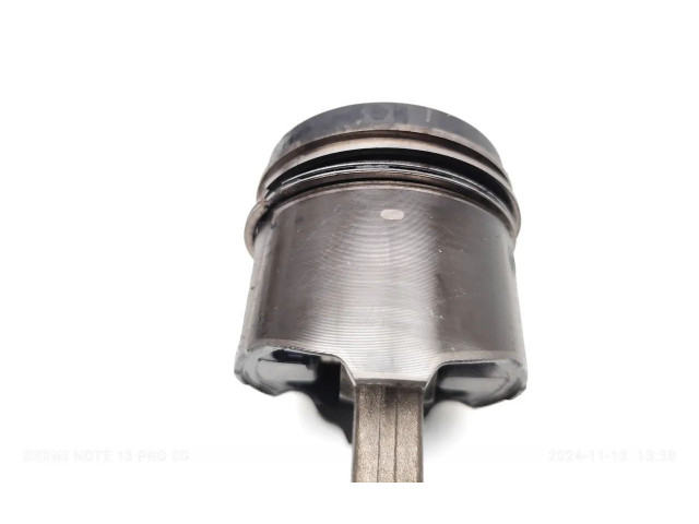  Поршень с шатуном F9Q803;F9Q804;F9Q816;F9Q818 F9Q803, F9Q804  Renault Megane II  
