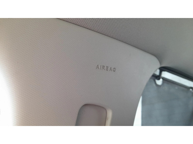 Боковая подушка безопасности    Ford S-MAX