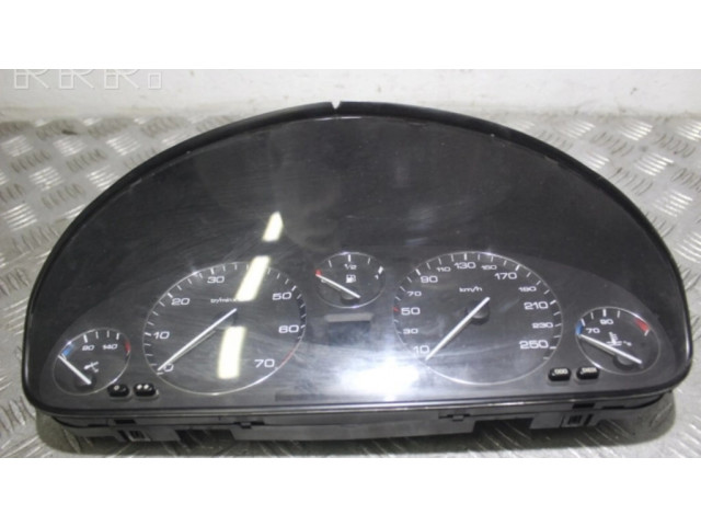 Přístrojová deska  Peugeot 607 2001 9629598280  