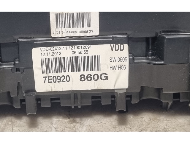 Přístrojová deska  Volkswagen Transporter - Caravelle T5 2012 7E0920860G, A2C34796000  