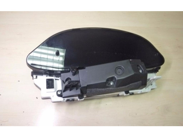 Přístrojová deska  Toyota Yaris 2009 838000DJ90, B196  