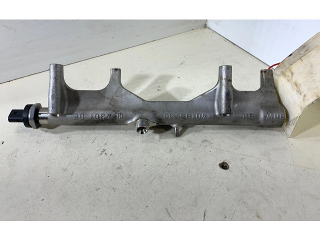Vstřikovací lišta 7639975, 13537639975   BMW 2 F45  pro benzínový motor 1.5  