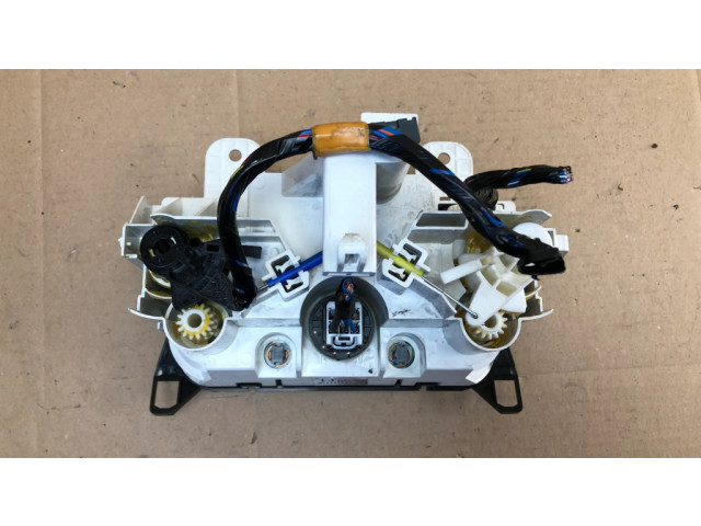 Блок управления климат-контролем M1900CC33F10   Mazda 6
