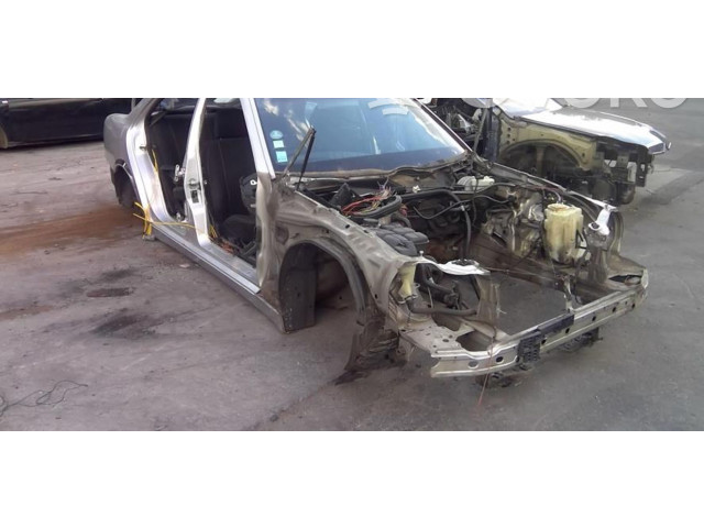 Zpětné zrcátko  Mercedes-Benz E W210 2000  2107201146  