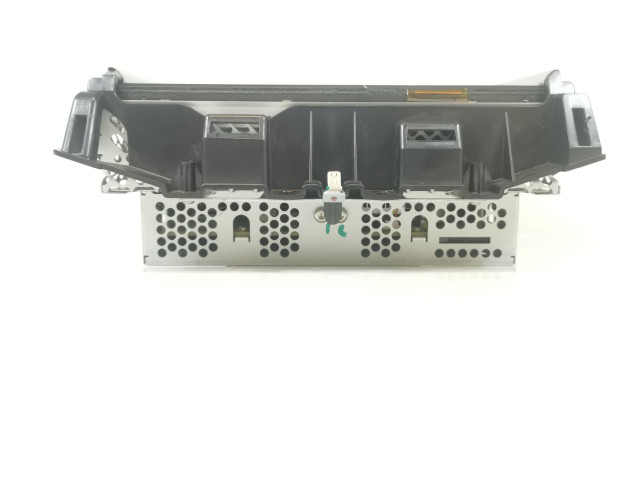 Дисплей    1045006-00-C, 1002294-00-H   Tesla Model X