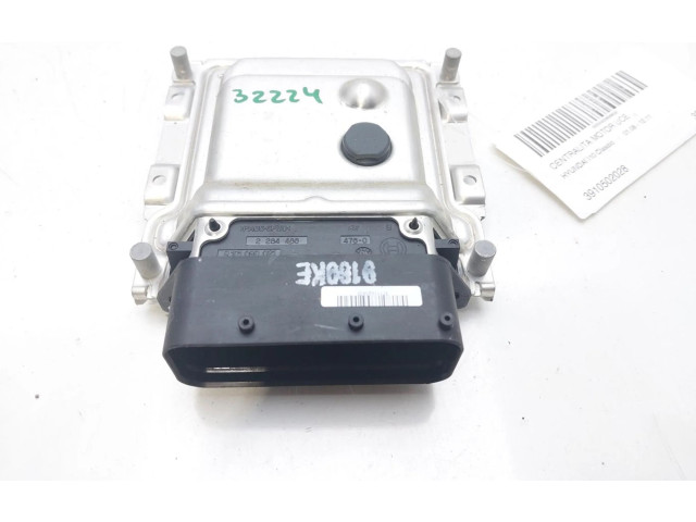 Блок управления двигателем ECU 3910502028   Hyundai i10