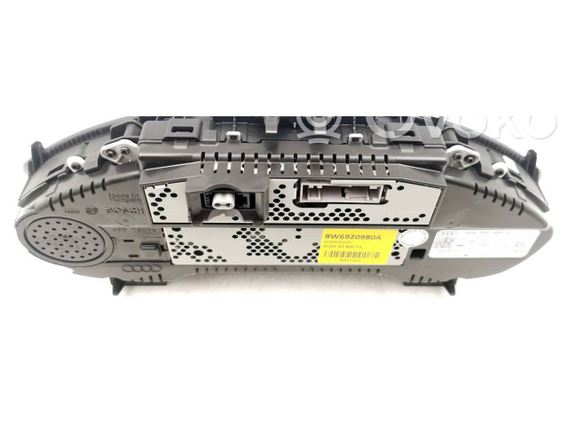 Přístrojová deska  Audi A5 2020 8W6920980A, NAN  