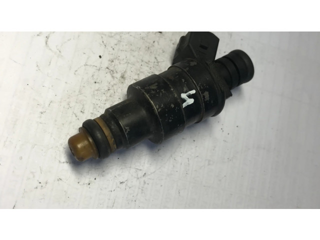 Vstřikovač 0280150209   BMW 3 E30  pro benzínový motor 0.0  