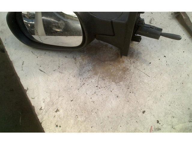 Zpětné zrcátko  Nissan Micra C+C 2004    