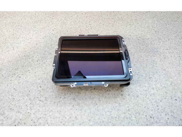 Дисплей    31682851, 31682851AA   Volvo XC40