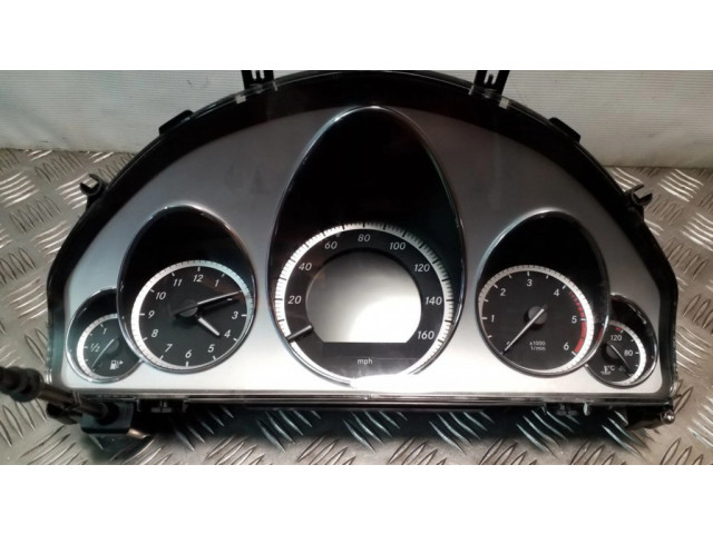 Přístrojová deska  Mercedes-Benz E W212 2011 A2C53257171, A2129001508  