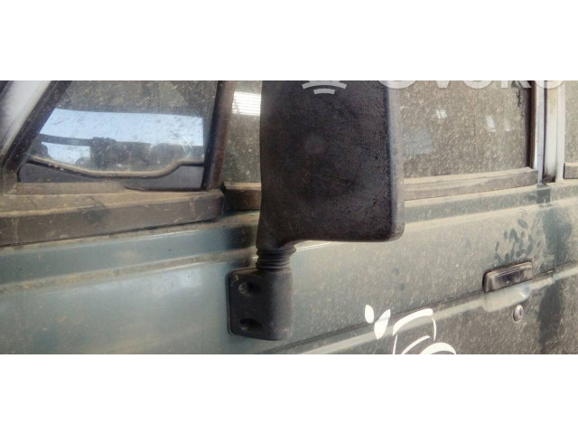 Zpětné zrcátko  Mitsubishi Montero 1997    