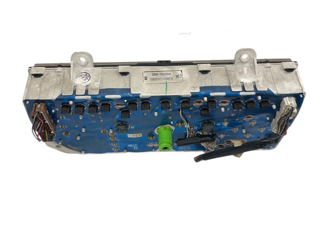 Панель приборов 8380026880   Toyota Hiace (H100)       