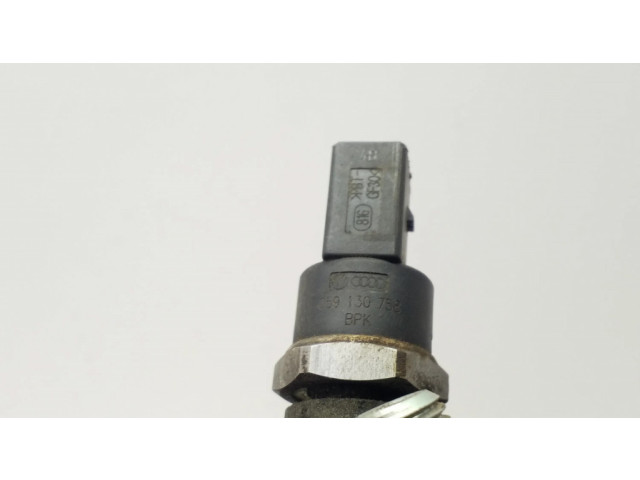 Vstřikovací lišta F00R001853, 059130089K   Audi A4 S4 B7 8E 8H  pro naftový motor 2.7  