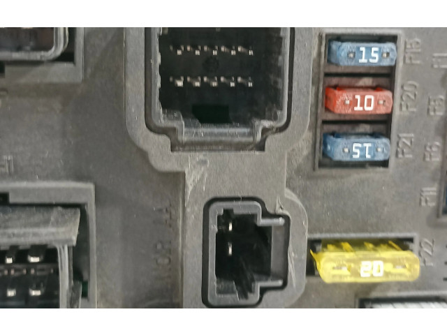 Pojistková skříňka Řídící jednotka BSM 96434988880   Citroen C3 Pluriel 2003