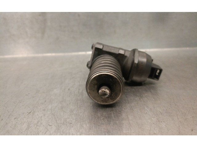 Vstřikovač 038130073AJ, 0414720037BOSCH   Seat Ibiza III (6L)    ATD 