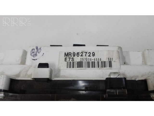 Панель приборов MR962729   Mitsubishi Pajero Sport I       
