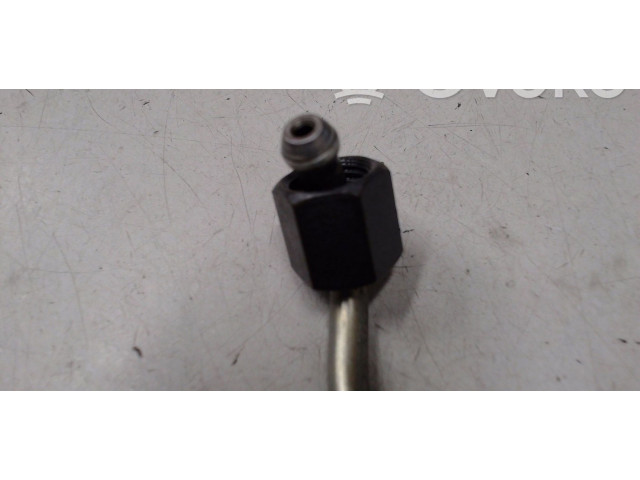 Vstřikovací lišta 13537804235, 13537804235   BMW 5 E39     