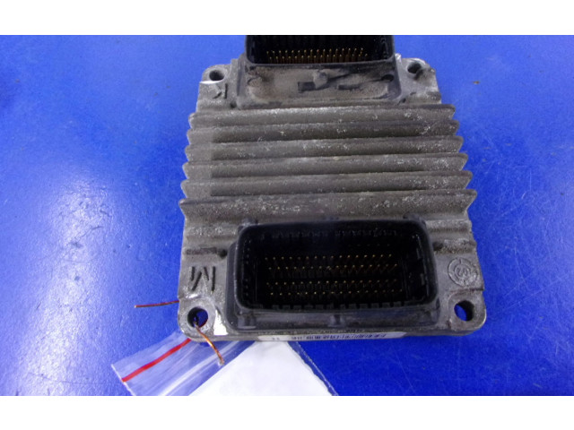Блок управления двигателем ECU 12201599, 12201599   Chevrolet Aveo