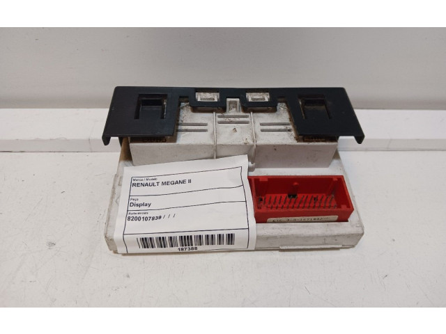 Дисплей    8200107839   Renault Megane II