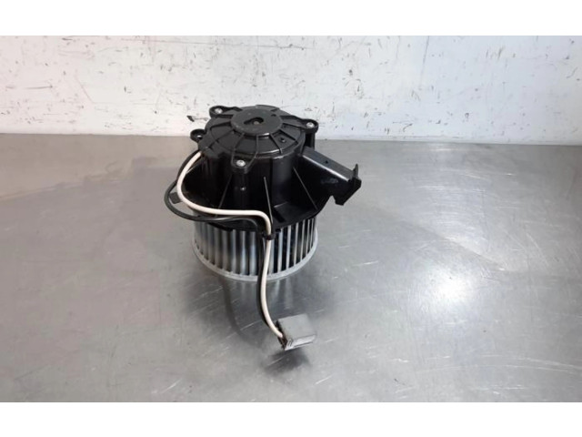 Вентилятор печки    13276230   Opel Zafira C