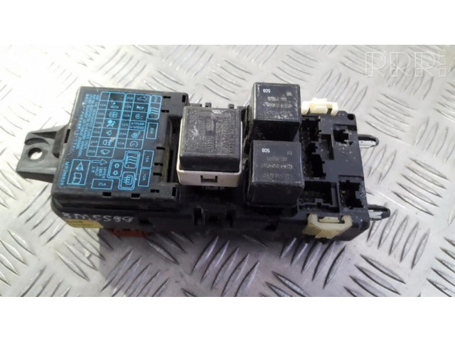 Блок предохранителей  mr318828, mb953355  0624982   Mitsubishi Space Star    