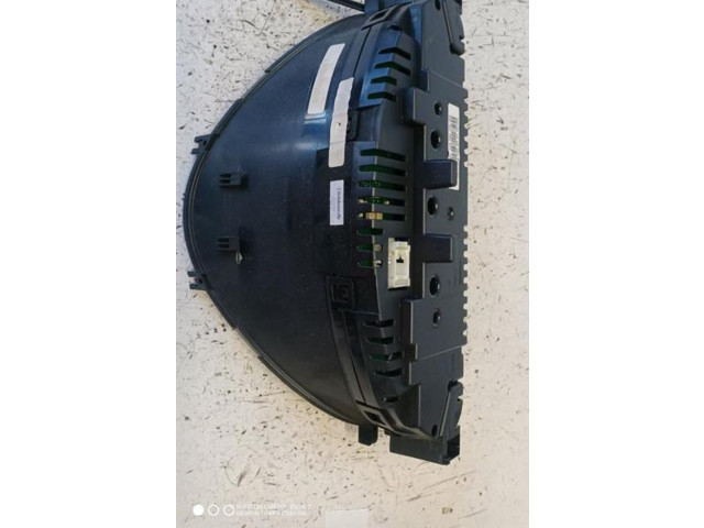 Přístrojová deska  Mercedes-Benz C W203 2004 A2035404947, 646963  