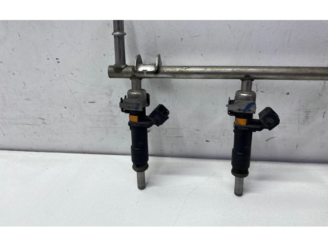 Vstřikovací lišta 1228605, 1228604   Opel Zafira C     