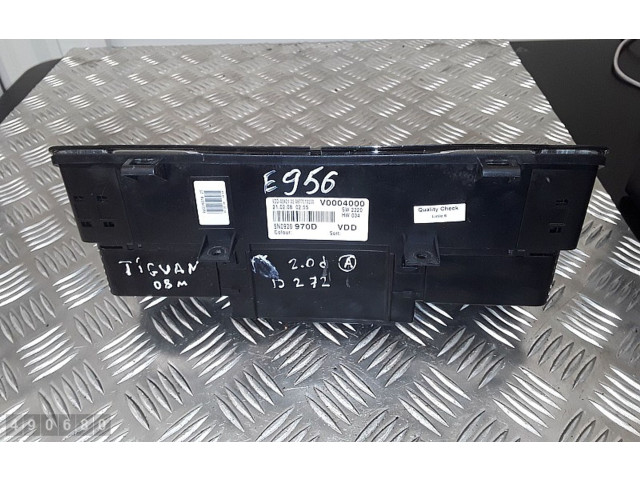 Панель приборов v0004000, a2c53023102   Volkswagen Tiguan       