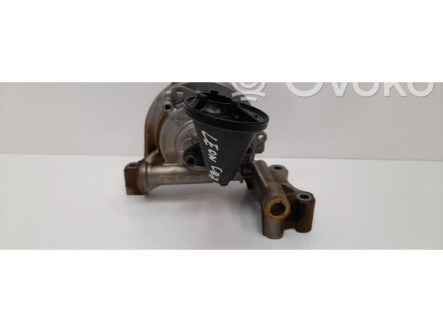 Масляный насос   03F115105C  Seat Leon (1P) 