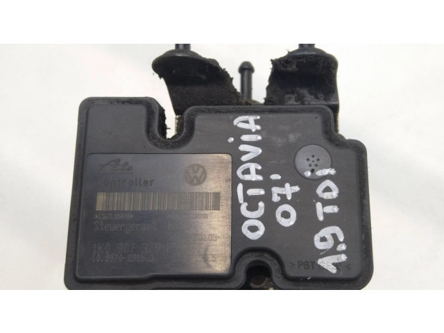 Блок АБС 1K0907379P, 00009496E5   Skoda  Octavia Mk2 (1Z)  2004-2013 года