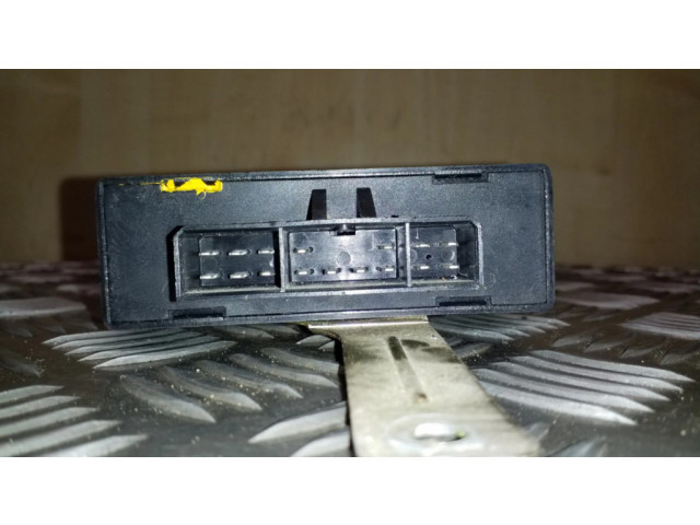 Блок управления 11069G2402   Ford Maverick