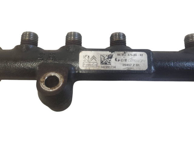 Vstřikovací lišta 9685297580, 142391714   Volvo V40    D4162T 