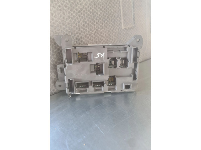   Pojistková skříňka 518954021A, 693168704   BMW X5 E70 2009