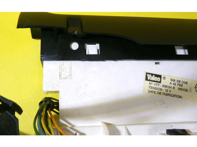 Блок управления климат-контролем 7700808863, 838154E   Renault Safrane