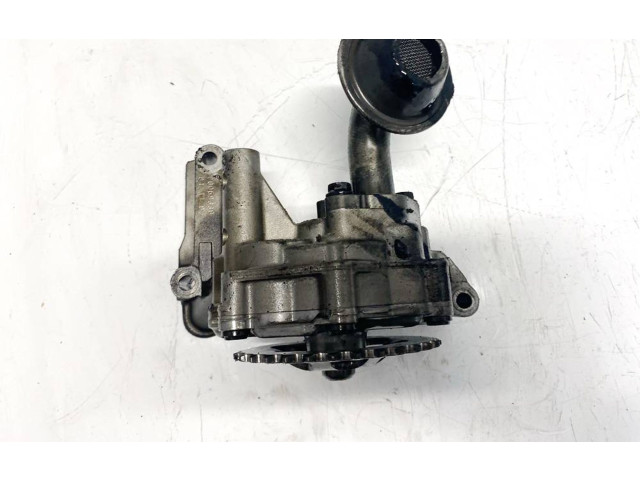 Čerpadlo oleje 038115105B, 670815-857   Audi A6 S6 C5 4B   