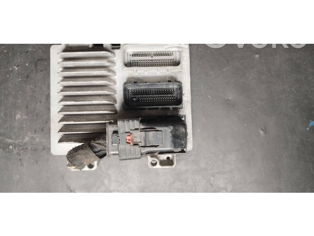 Řídící jednotka 55594579   Opel Meriva B 2010