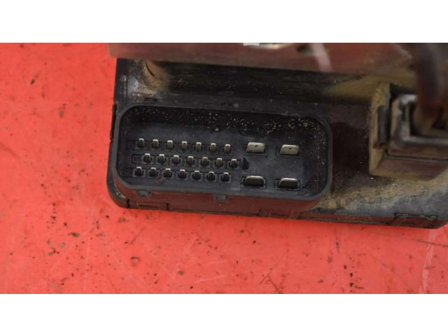 Блок АБС 58920-38100, 58920-38100   KIA  Magentis   -  года