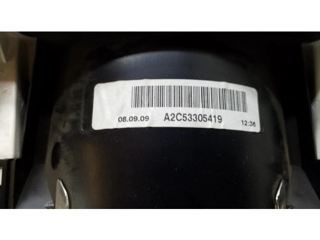 Přístrojová deska  Mercedes-Benz C W204 2009 A2049004402, A2044403211  