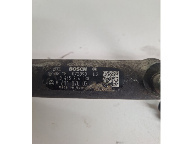 Vstřikovací lišta A61107003, A6110780449   Mercedes-Benz Vito Viano W639     