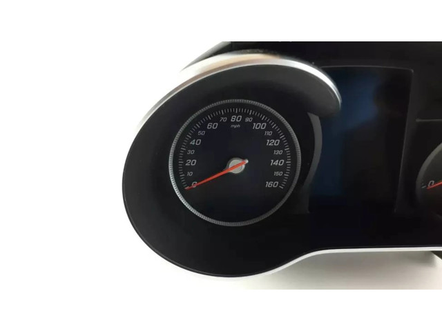Přístrojová deska  Mercedes-Benz C W205 2017 A2059007133, A2059013915  