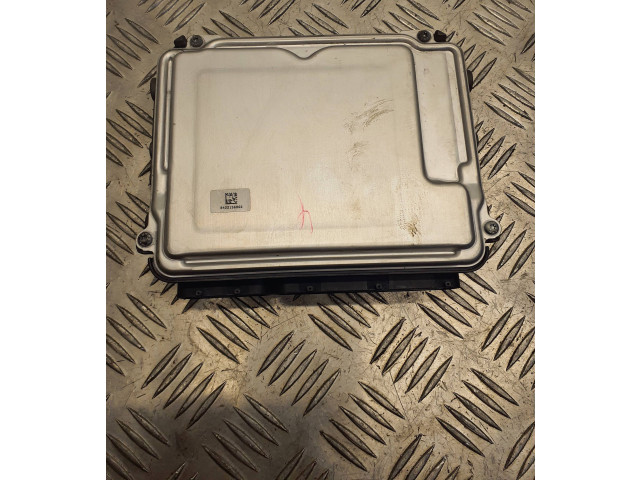 Řídící jednotka 8966105G30, 0281033209   Toyota Avensis T270 2016